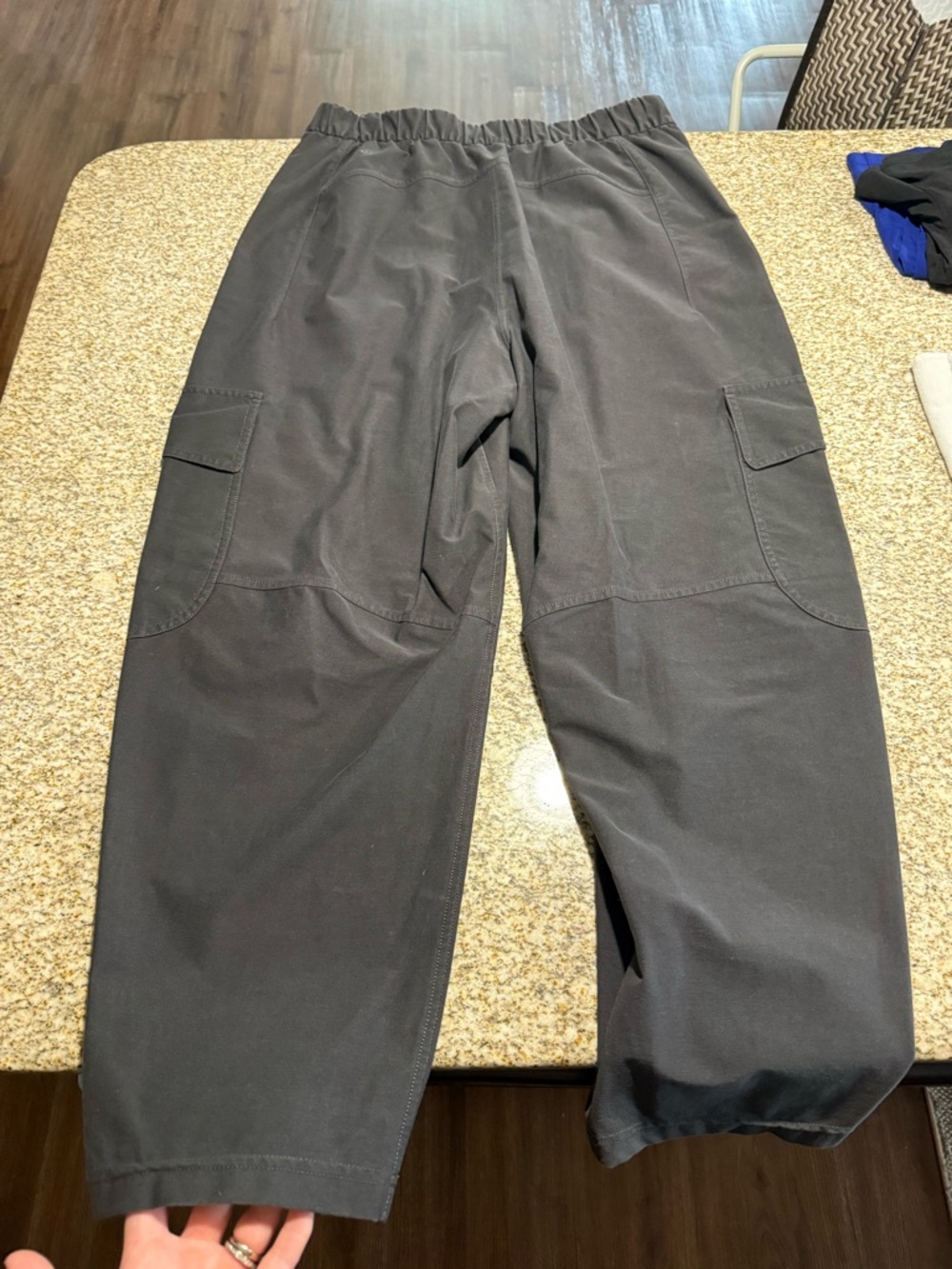 Light Utilitech Cargo Pocket High-Rise Pant - Picture 4 of 8